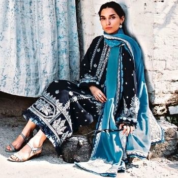 6 Luxurious Outfits By Zaha Online From Its Fall Collection!