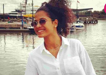Hajra khan