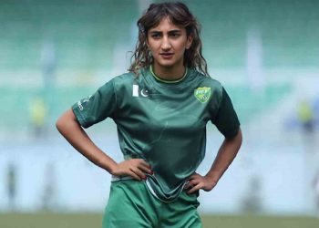 Nadia khan, Pakistan football team