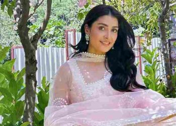 Versatility Unleashed: Ayeza Khan Shines in Her 3 Most Diverse Roles!