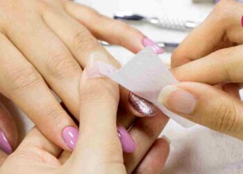 Gel Nails, Dangers
