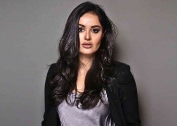 Film Aisa Hi Hota Hai By Ayesha Chundrigar
