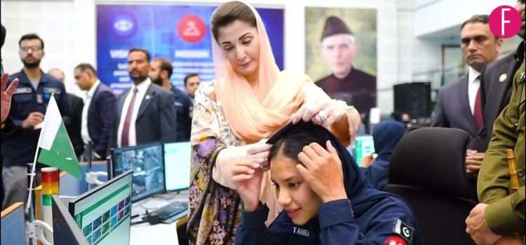 Controversy Surrounds Maryam Nawaz Over Incident Of Adjusting A Police Officer's Scarf