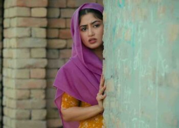 Sajal Ali, Sajal Aly, Zard Patton Ka Bunn