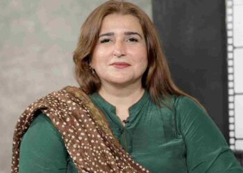 FUCHSIA Exclusive: Zanjabeel Asim Shah Talks About Noor Jahan & Shiddat, Along With A Special Message For Young Girls!