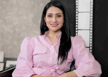 Tamasha Finalist, Anam Tanveer Shares Her Tamasha Experience In A FUCHSIA Exclusive!