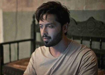 X Can't Get Enough Of Sharjeena & Mustafa's Chemistry In Kabhi Main Kabhi Tum