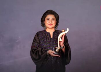 Sania Saeed Unveils The Story Behind Her Gorgeous 9th HUM Awards Ensemble!