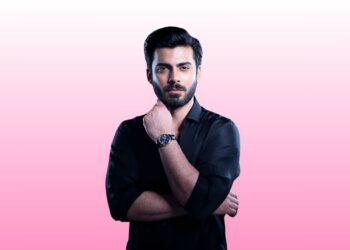 Fawad Khan Shines At Tasveer Film Market with 'Behind The Scenes' & 'The Prisoner'!