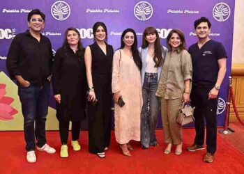 Sharmeen Obaid Chinoy Celebrates The 10 Patakha Filmmakers For "Her Earth Advocates" In Karachi