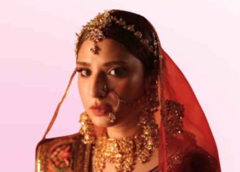 Ramsha Khan Teams Up with Fahad Hussayn For Advocating Women's Rights