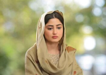 Unexpected On-Screen Pairs That Changed The Game In Pakistani Dramas & Went Viral Overnight!