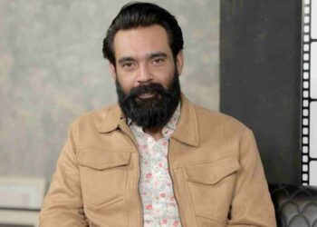 "Very Positive Experience" – Hassan Niazi Reveals How It Was Working With Sehar Khan & Khushhal Khan For The Upcoming Ramzan Drama!