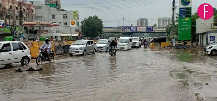 Karachi rains Credits: Dawn