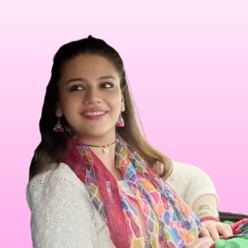 Zara Noor Abbas as Bushra in Ek Jhooti Kahani