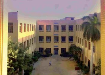 Karachi, Karachi Rain, Dow University
