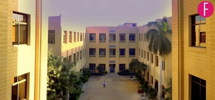 Karachi, Karachi Rain, Dow University