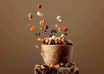 "Should we only eat almonds since they have fewer calories than cashews?" Here's What the Dietitian Says