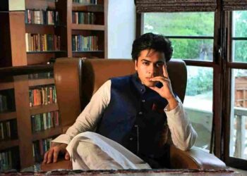 Shehzad Roy Just Turned Social Media Into a Classroom — and We’re Here for It