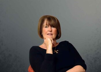 From London To Pakistan: Jemima Goldsmith & Imran Khan Pay Tribute To Lady Annabel Goldsmith