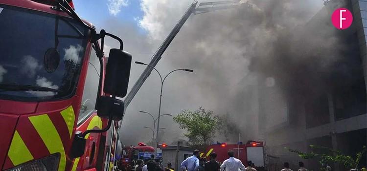 All We Know About The Zamzama Store Fire So Far