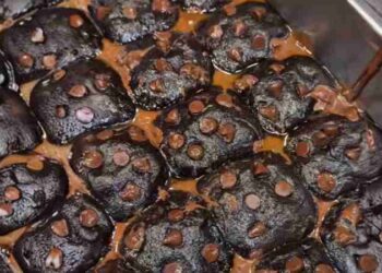 3 Places To Get The Viral Scoopable Cookie Dough In Karachi