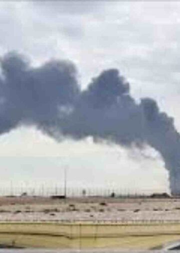 Iran Strikes Kuwait's Main Airport Following US Operation on Qeshm Island - All We Know So Far