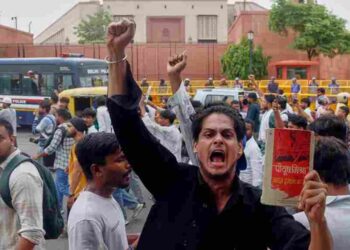 Indian Student Protest, Cockroach Janta Party