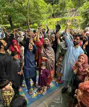 What's Happening in Kashmir? 5 Things You Should Know About the Ongoing Protests