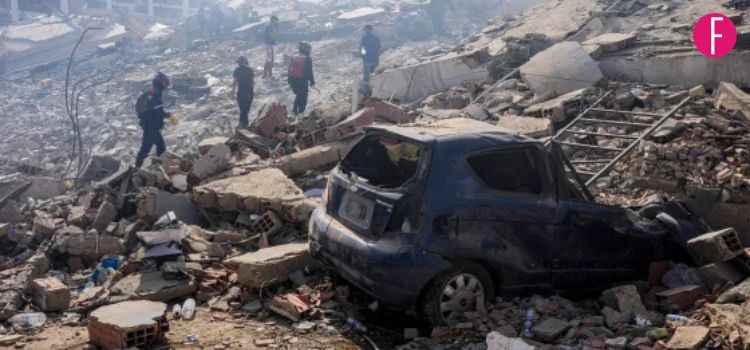 Venezuela Earthquake Death Toll Nears 2,000 as Rescue Efforts Continue