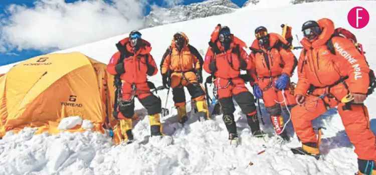 Four Bodies Recovered After Avalanche Leaves 10 Mountaineers Missing on Pakistan's Broad Peak