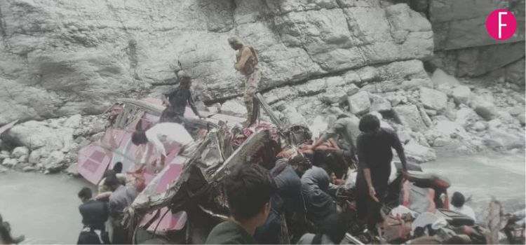 40 Dead in Passenger Bus Crash On Sherani–Zhob highway: All We Know So Far