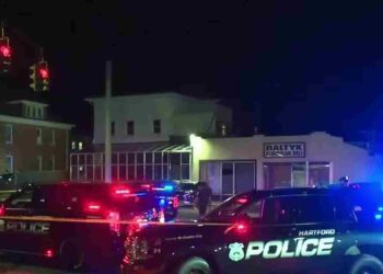 BNSF Freight Train Hits Two Men In North Portland, One Killed And Another Injured