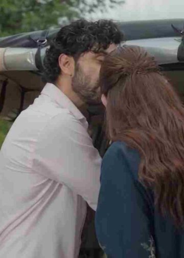 Aik Mohabbat Aur: Audiences Can't Stop Gushing Over Haroon's Forehead Kiss For Khushbakht Naaz