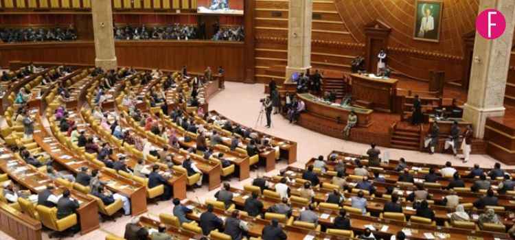 Punjab Assembly Seeks Ban on Social Media Accounts for Children Under 16
