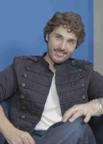 Ahsan Khan, Aap Ki Izzat